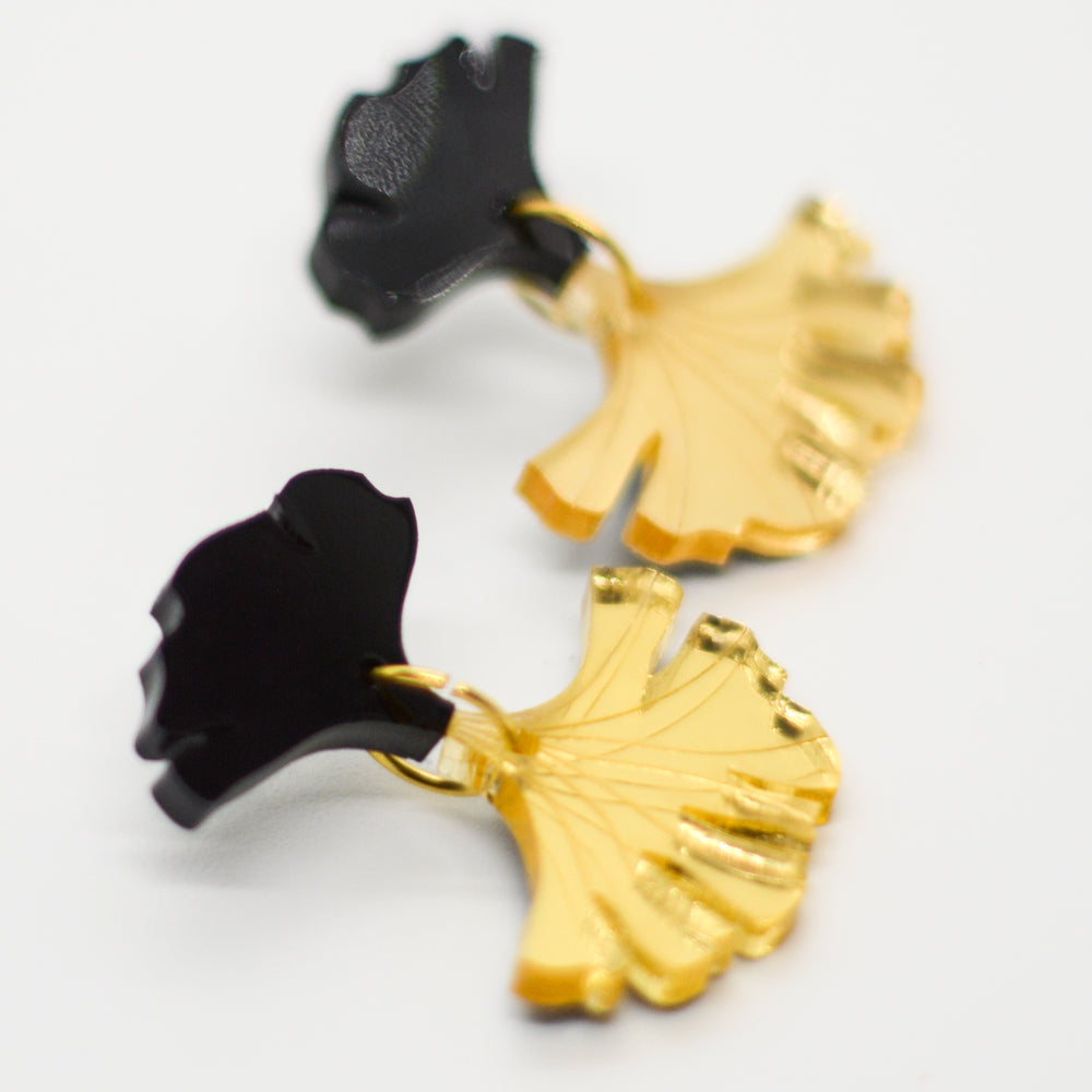 Ginkgo Biloba - Dorado espejado con argolla acero dorada