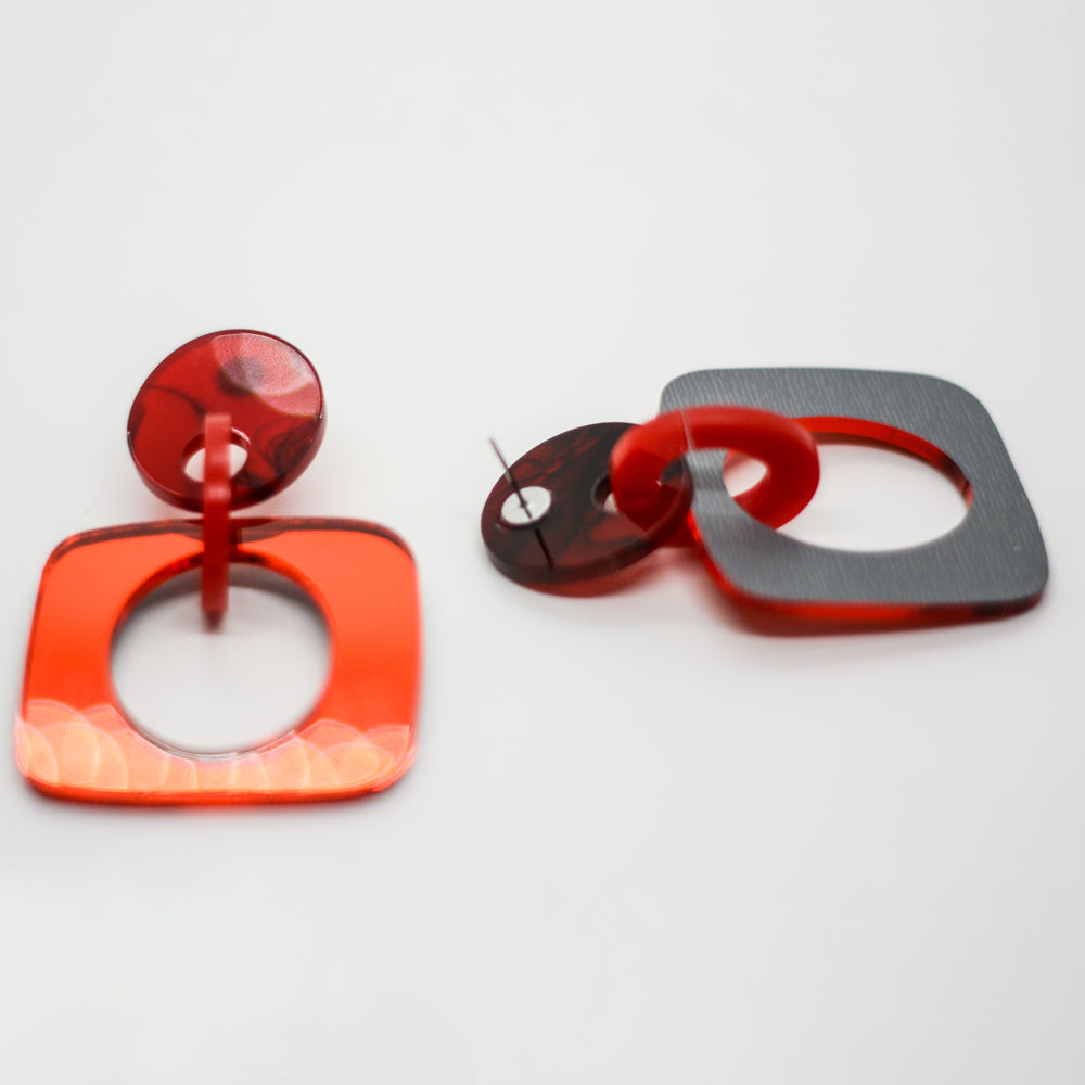 Eslabones - Tope Mármol Rojo y Negro, Argolla Rojo Sólido y Rojo Espejado