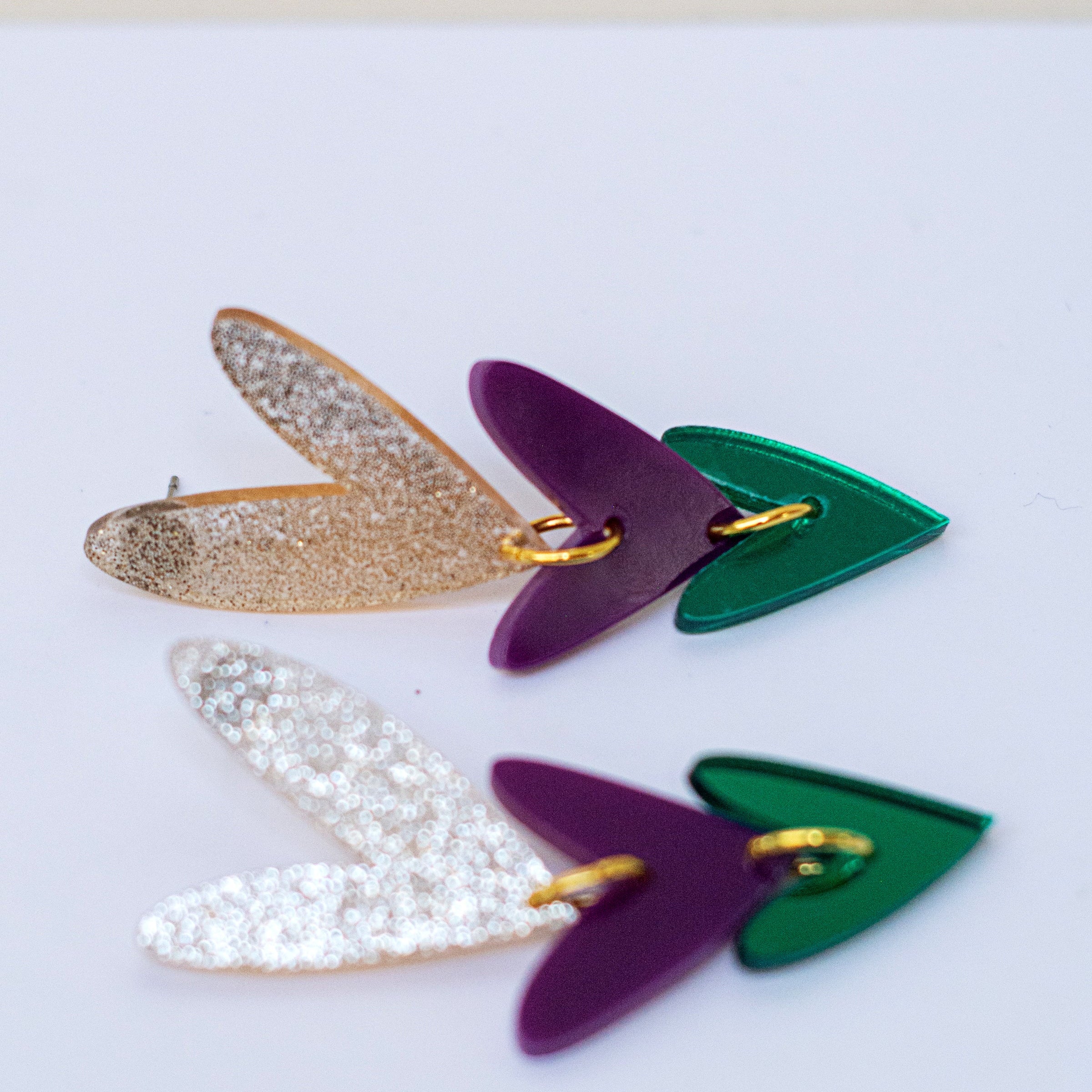 Corazones Triples - Beige Dorado Glitter, Morado Oscuro y Verde Espejo
